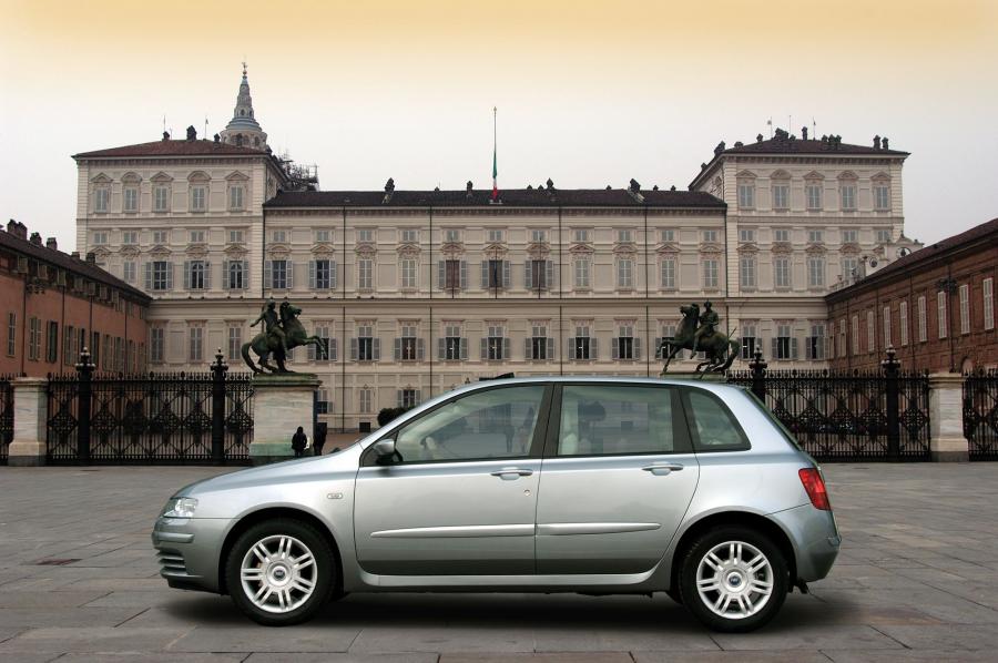  Fiat Stilo 2002 года  (фото 54 из 177)